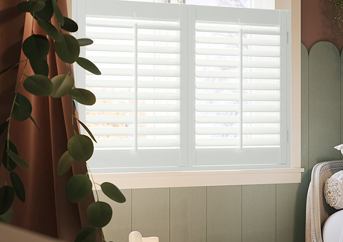 Kensington, Muted White - Cafe Style Plantation Shutter - Image 5